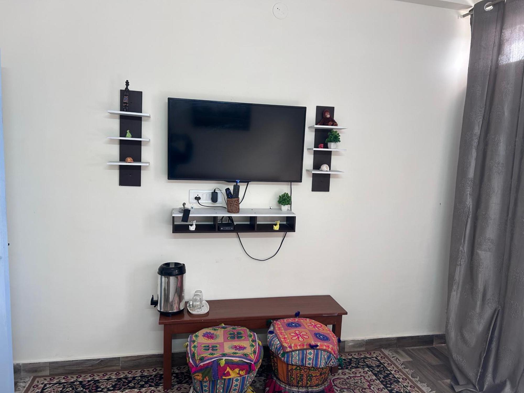 Golden Peacock Heritage Home Stay Jaipur Eksteriør billede